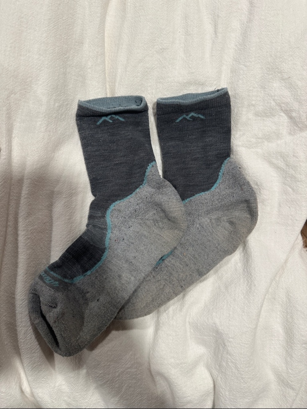 Women’s Athletic Crew Socks in Charcoal and Light Gray with Teal Trim